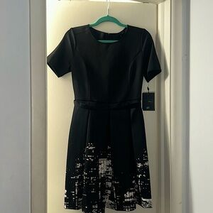 Elie Tahiti NY Skyline Print Dress - NWT - Size 6